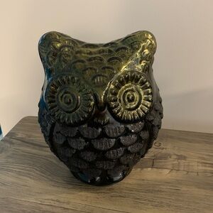 Decorative Owl Figurine in Black and Green